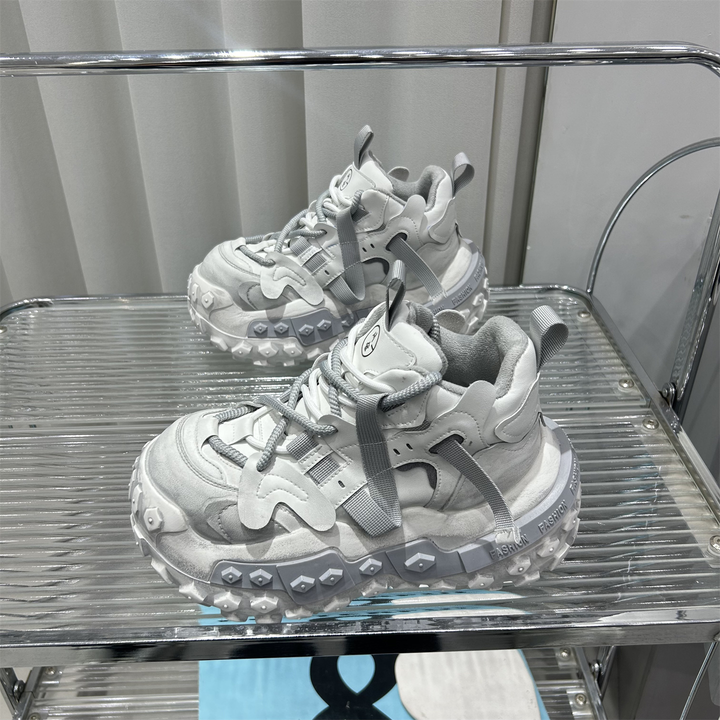 百搭加绒休闲鞋真皮高帮鞋女潮