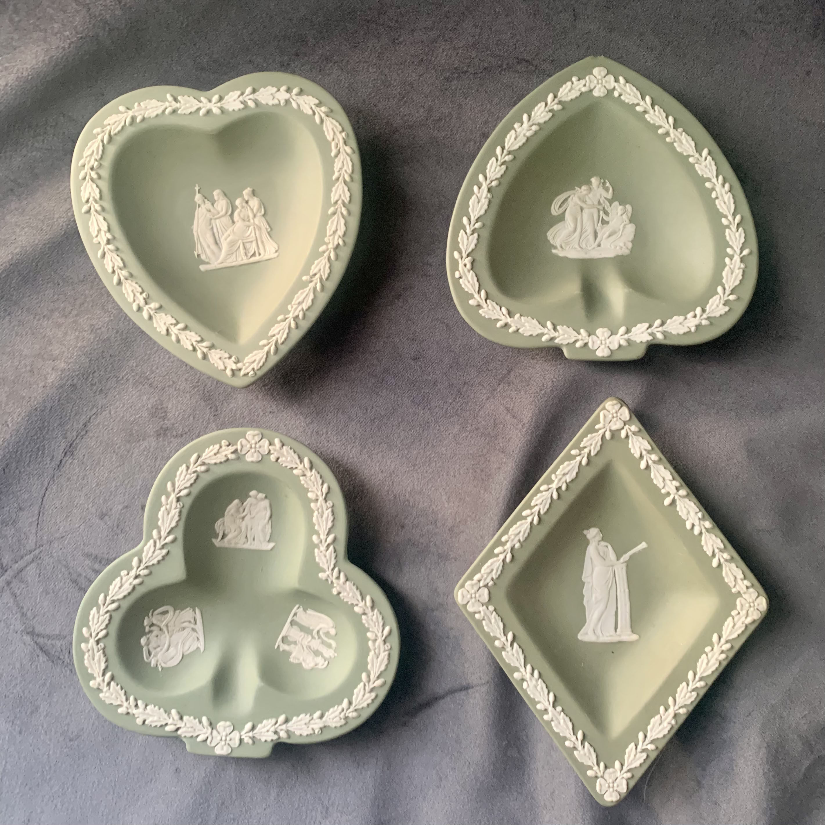 ky vintage wedgwood jasper碧玉浮雕盘扑克方片黑桃爱心韦奇伍德