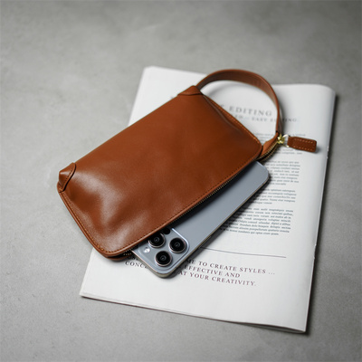 手拿包头层牛皮小众精致可装手机