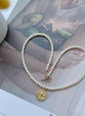 恶魔之眼白百合同款珍珠项链女潮天然淡水珠锁骨链高级感硬币吊坠