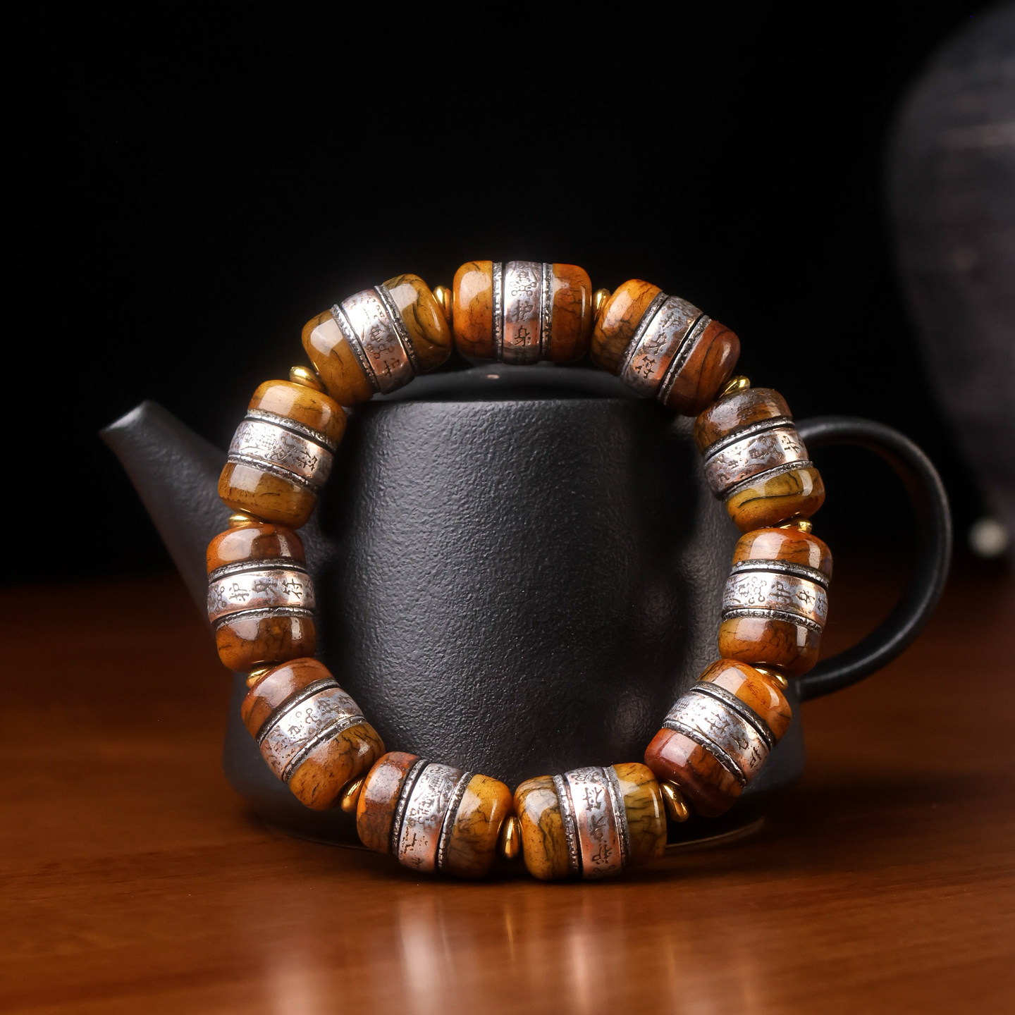 天然西藏式老牦牛骨镶白铜手串佛珠老型桶珠老灵骨手链文玩