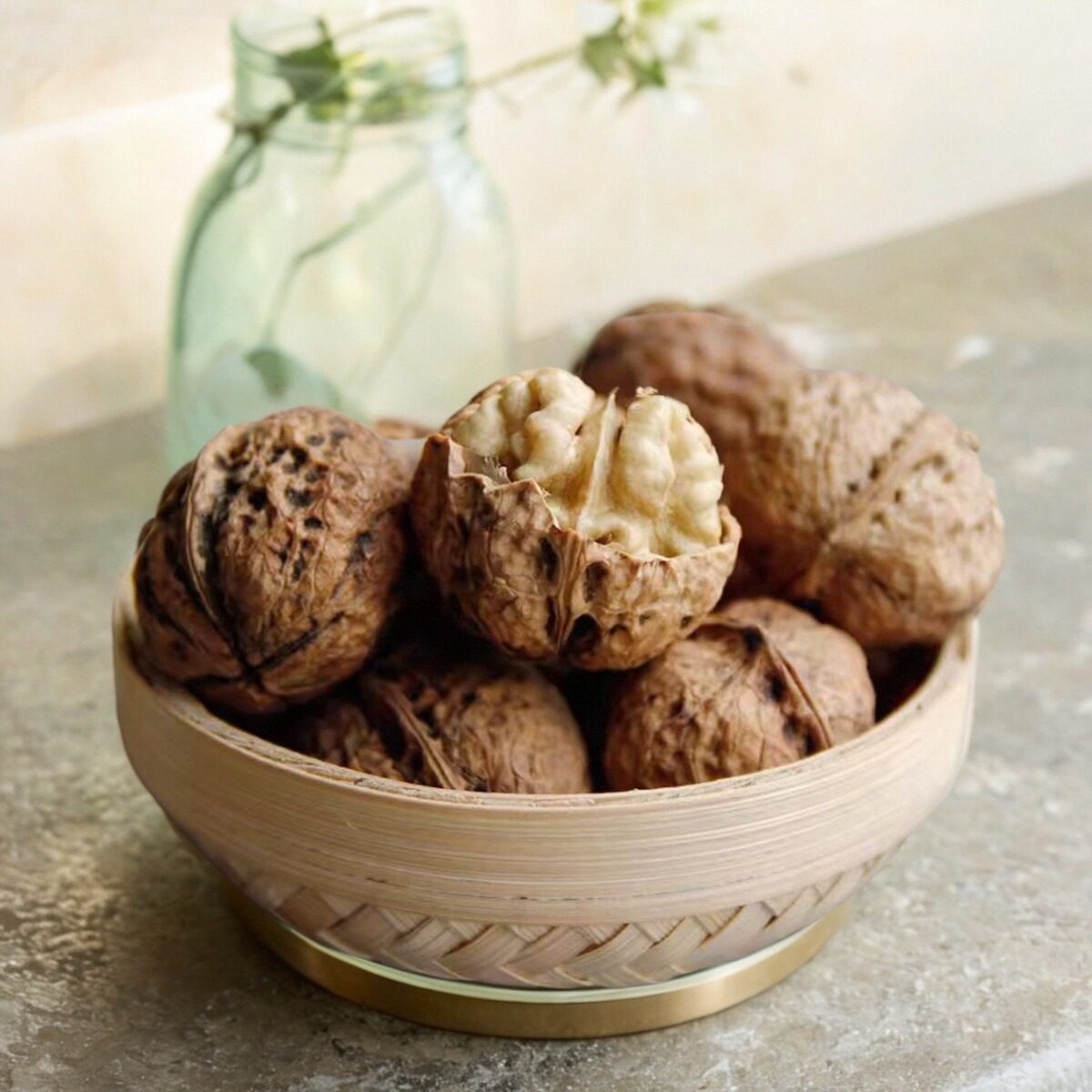 2025年新货陕西野生核桃老品种原味山核桃厚皮油香西安天然原味无