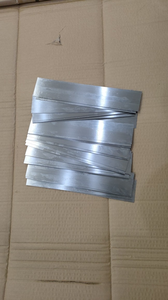 刮腻子刮大白钢片油工腻子刮刀刮板灰刀图片