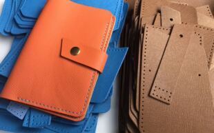 护照夹真皮本子 半成品手工DIY材料包 打孔未缝线 颜色随机