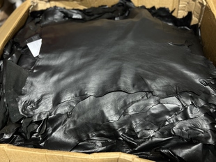 毛孔细腻!薄软0.6mm!闭眼冲!黑色小羊羔羊皮3-5尺 40/张