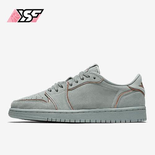 Nike/耐克正品Air Jordan 1女子新款运动休闲轻便板鞋AO1935-305