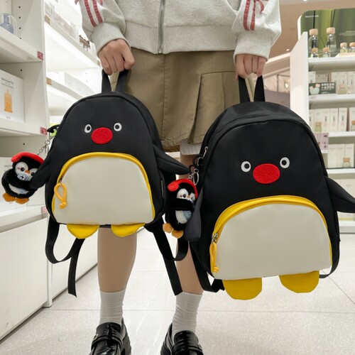 可爱卡通搞怪企鹅背包学生上课研学出游书包高颜值ins儿童双肩包