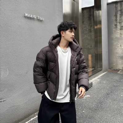咖色连帽短款羽绒服男冬季