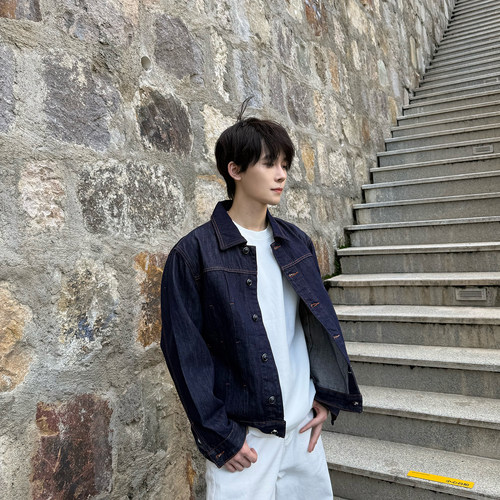 飞型记莱瑟尔美式休闲明线牛仔夹克男短款外套cleanfit翻领上衣