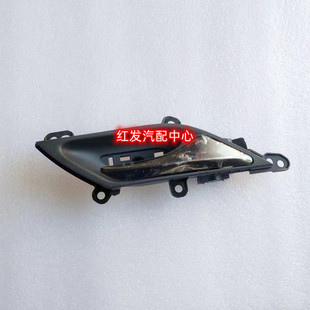 适用哪吒V300 V400前后车门内拉手 哪吒V 开门把手 内扣手配件