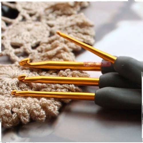 日本广岛tulip黑金毛线钩针