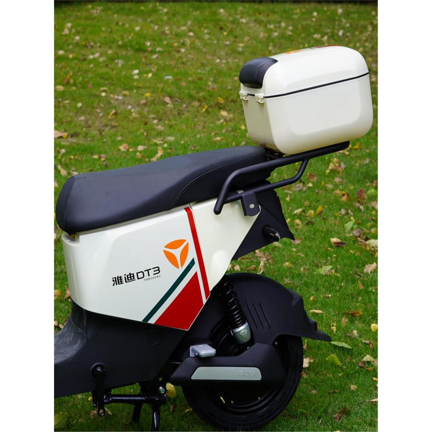 雅迪电动车冠能DT3/DS5/DT8加长版座垫靠背尾架尾箱护杠改装原厂