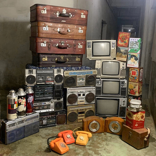 老物件影视道具婚礼摆设陈列展览摆件收藏情怀怀旧饼干桶打字机