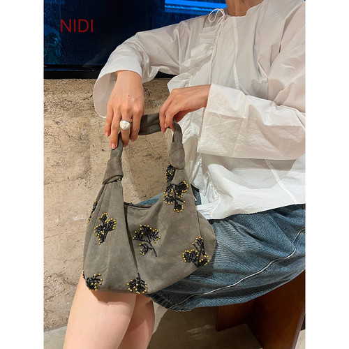 新中式刺绣手拎包女2026春季新款