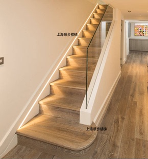上海实木楼橡木玻璃楼梯护栏扶手钢木楼梯嘉定室内复式定制楼梯