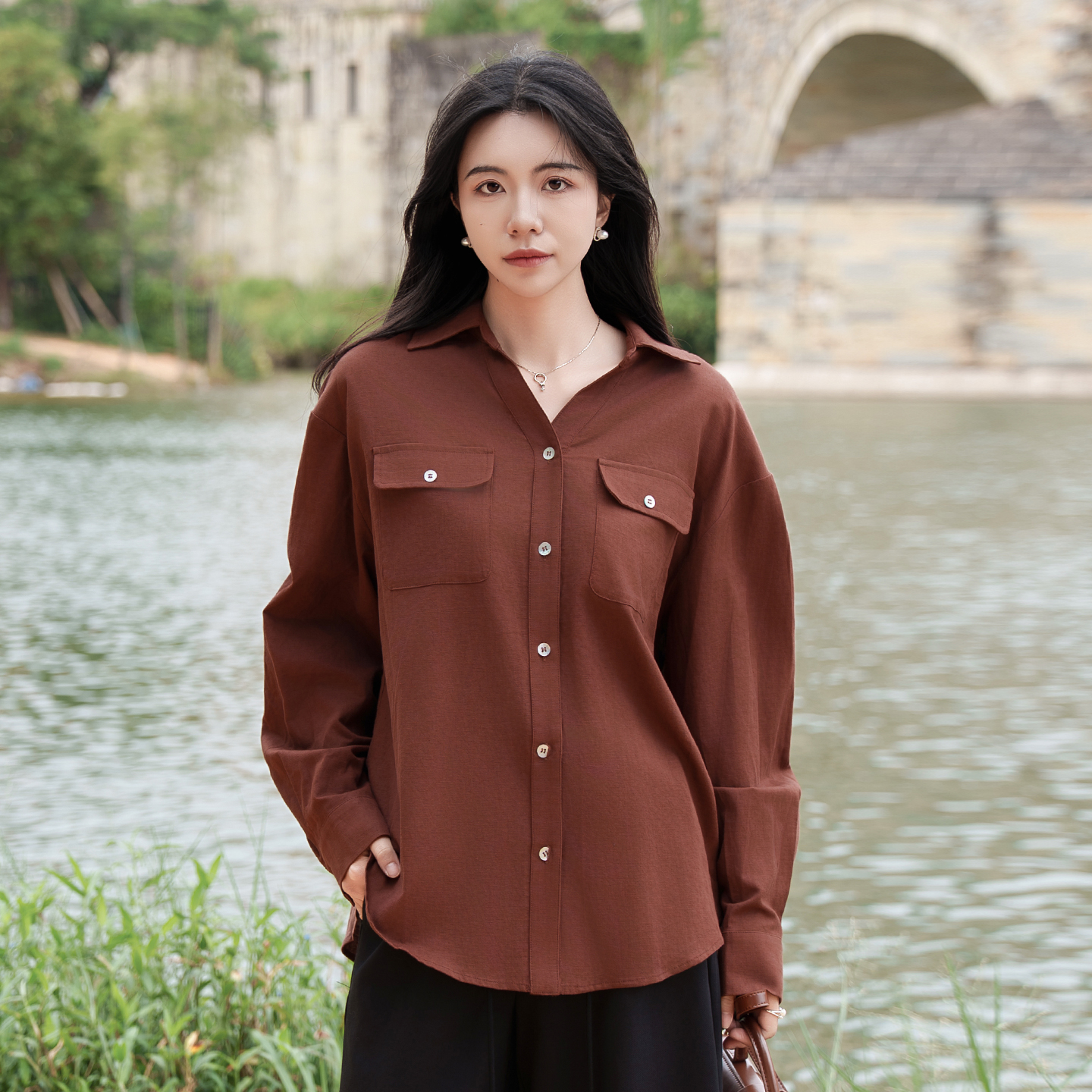 工装风长袖气质咖色宽松显瘦廓形