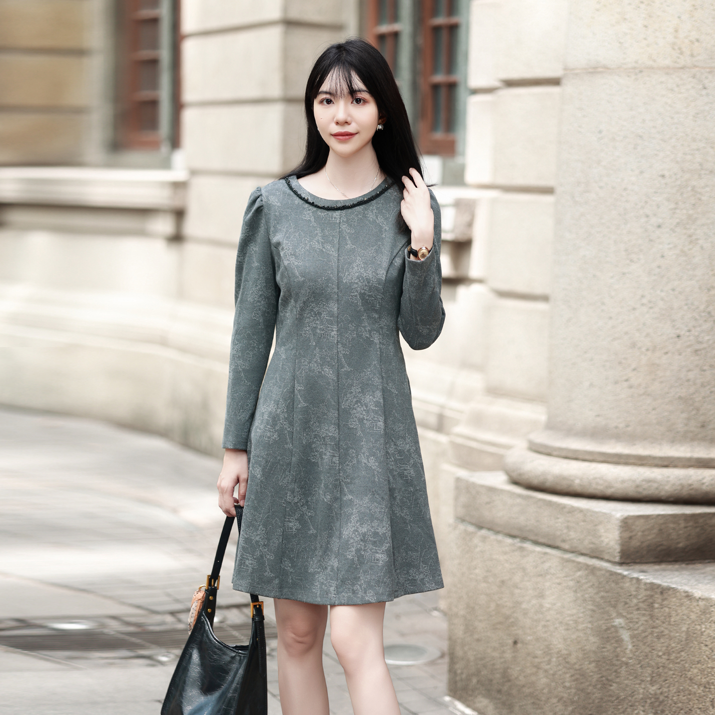 灰色提花连衣裙女长袖连衣裙女