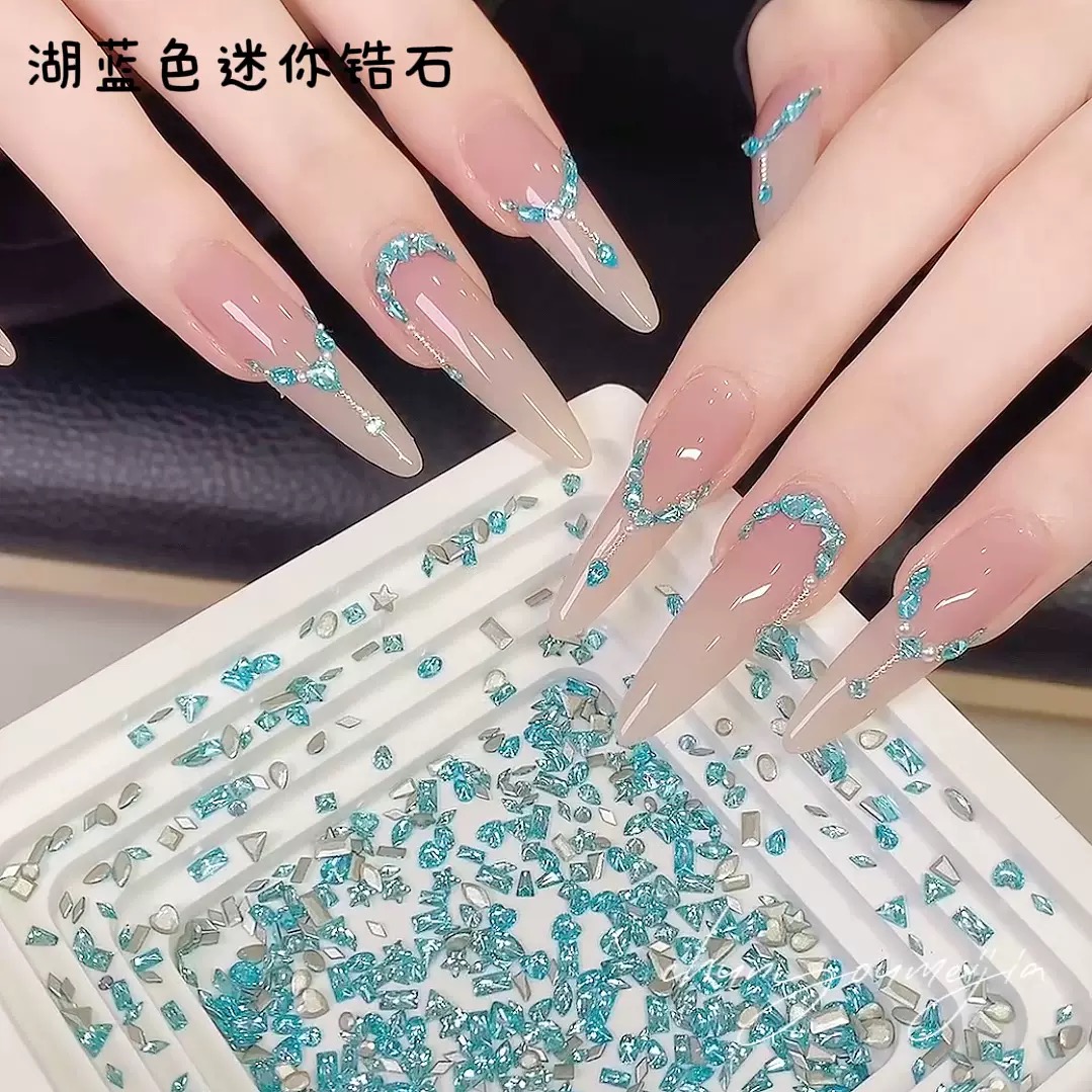 湖蓝色爆闪白色幻彩锆石迷你钻