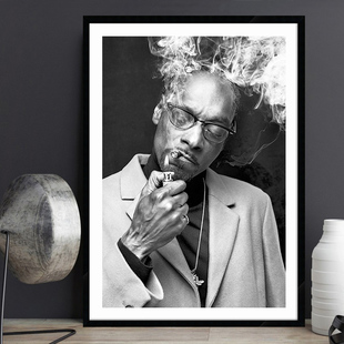 snoop dogg 史努比·狗狗 嘻哈说唱歌手海报Rapper装饰画酒吧挂画