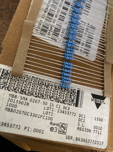 20个=3元 3.3K/3K3 VISHAY威世1%金属膜电阻器 0.25W 铜脚1/4