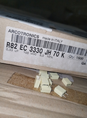 短腿 意大利 AV R82 100V0.33UF 334 金属化薄膜电容器 P=5MM