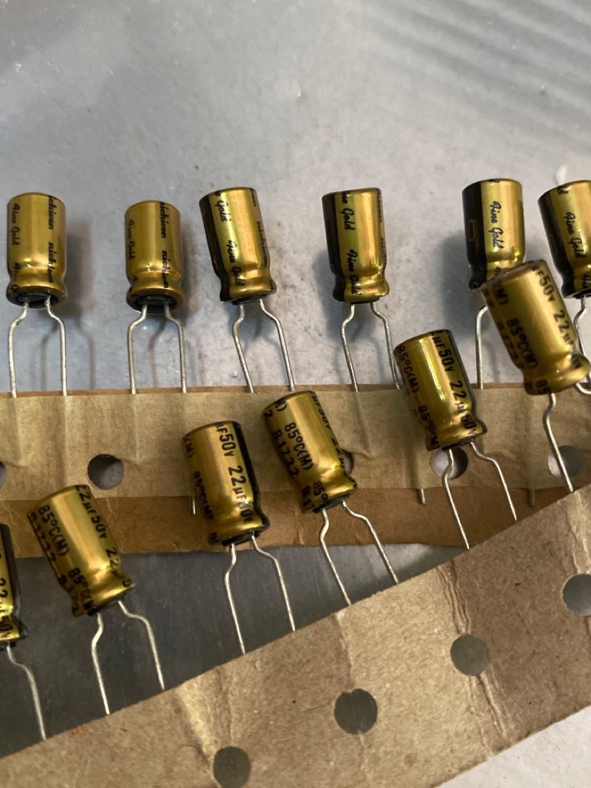 尼吉康 50V22UF 铜脚 FG系列 fine gold签字版 音频电解电容器