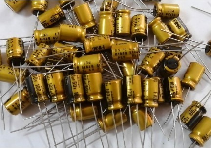 50V100UF尼吉康FW发烧电容器