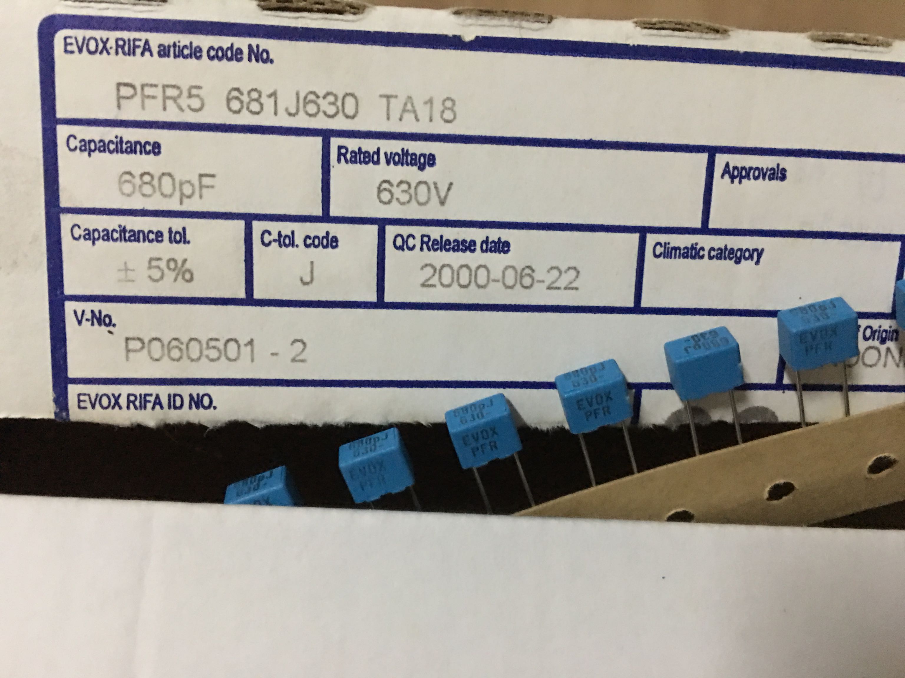 EVOX RIFA PFR5 680pf 681 680P 630V MKP 薄膜电容 P5