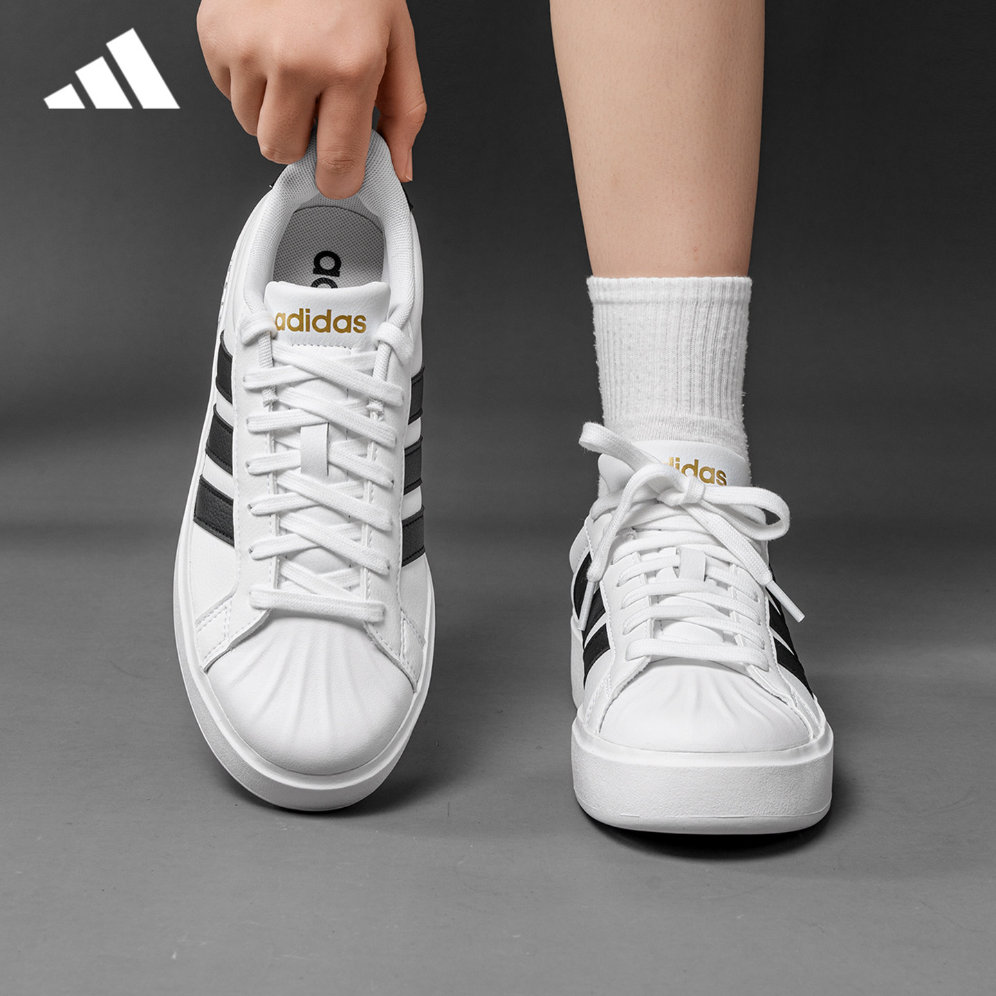 adidas阿迪达斯板鞋复古轻便运动休闲鞋官方正品女士贝壳鞋KJ3856