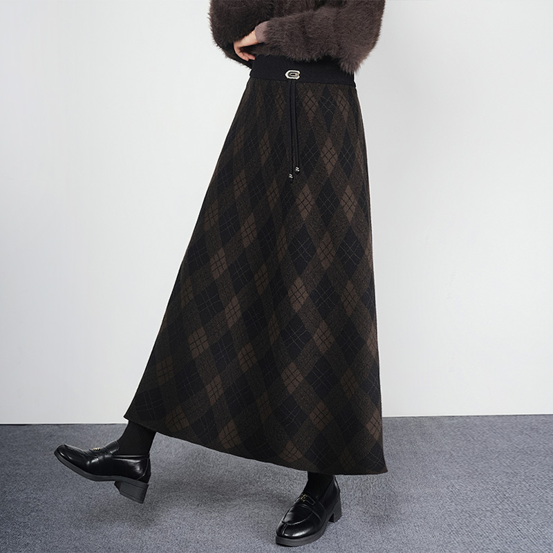 2025秋冬新款格子半身裙女高腰显瘦a字大摆裙长裙加厚保暖毛线裙