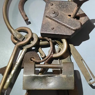 保真清代 老铜锁 铜钥匙 窗花 蚊帐钩 经典古玩怀旧老物件收藏品