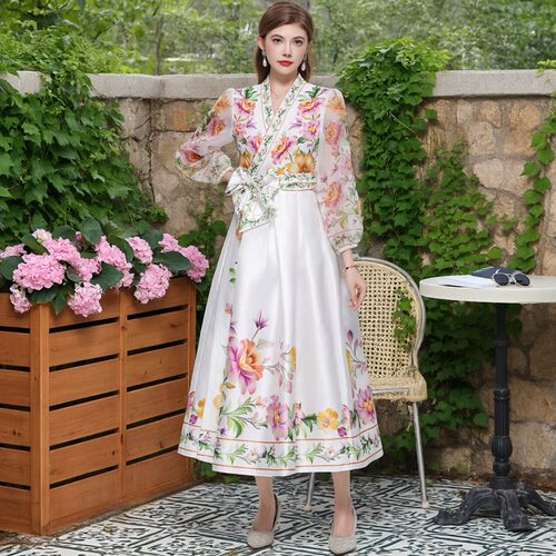 欧式宫廷风花卉印花v领连衣裙女法式英伦风灯笼袖大码过膝中长裙