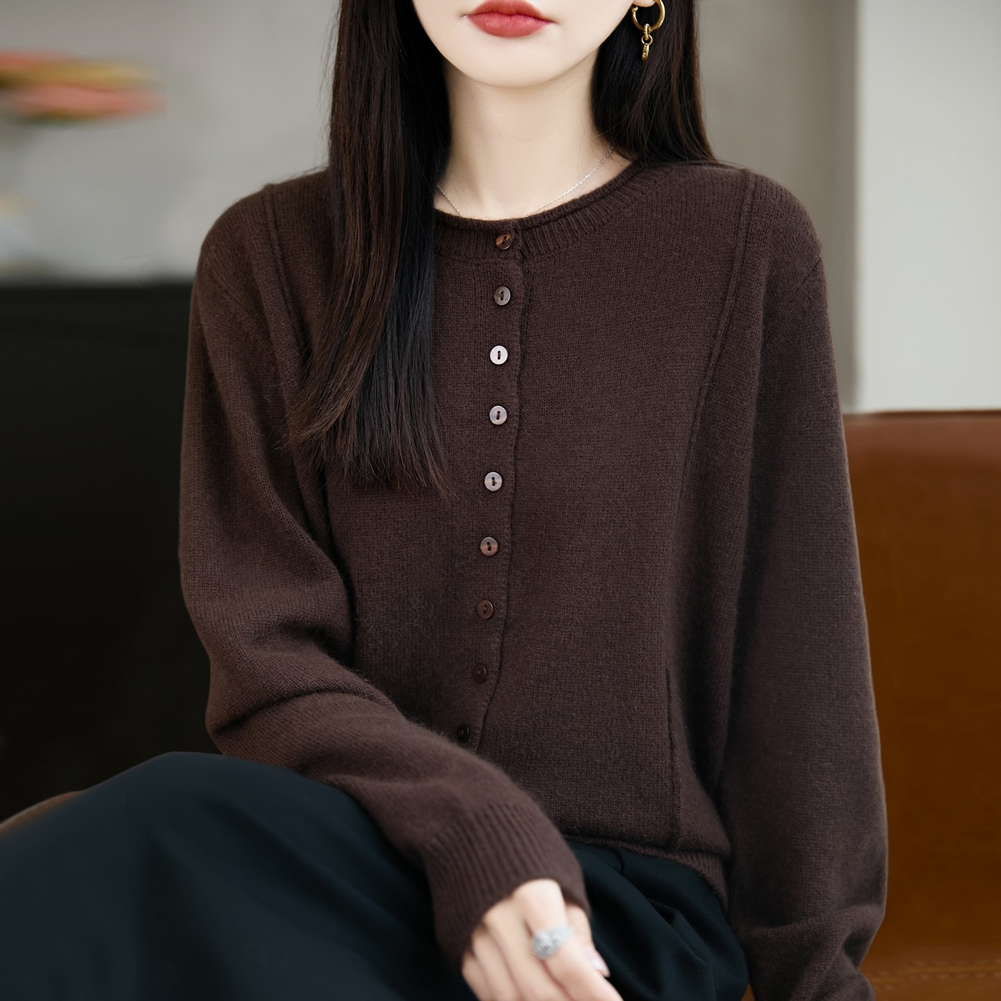 纯色百搭纽扣针织开衫外套女2026新款洋气大码女装上衣秋冬毛衣,女装/女士精品,毛针织衫,淘宝优惠券,粉丝福利购,淘宝优惠卷