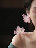 森系花朵耳钉 初漾 手工耳饰漂亮玫瑰花瓣耳环夸张花朵耳饰