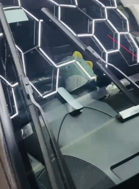 热销全车型适配镀膜雨刮器硅胶雨刷静音汽车无骨雨刮片