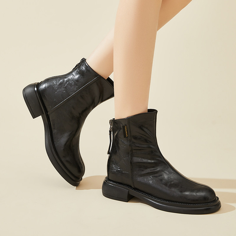 真皮短靴女英伦风2025新款冬季加绒黑色圆头粗跟保暖马丁靴不累脚