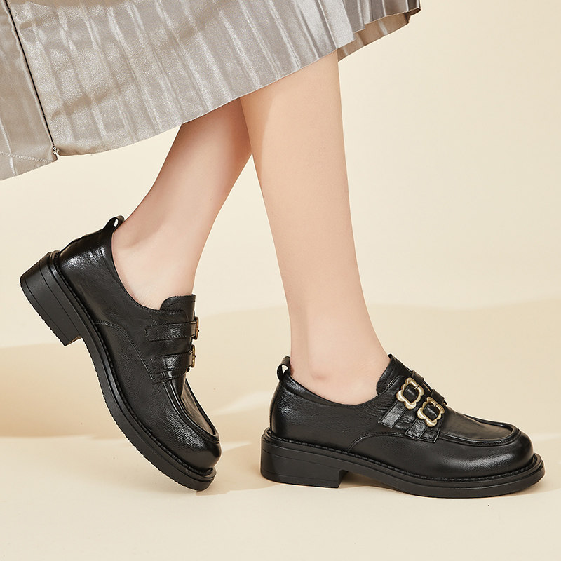 英伦风真皮乐福鞋女2025新款冬季加绒黑色金属扣小皮鞋百搭通勤鞋