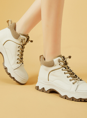 英伦风白色高帮马丁靴女2026新款春季厚底短靴冬款加绒户外靴