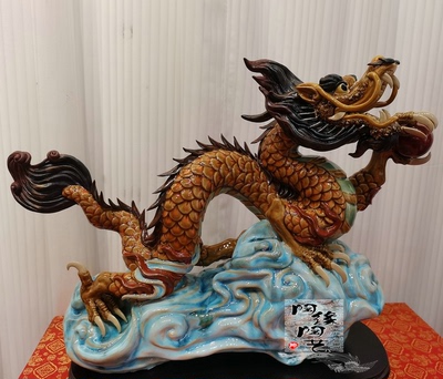 陶瓷工艺品 石湾公仔 龙 生肖 神龙献瑞