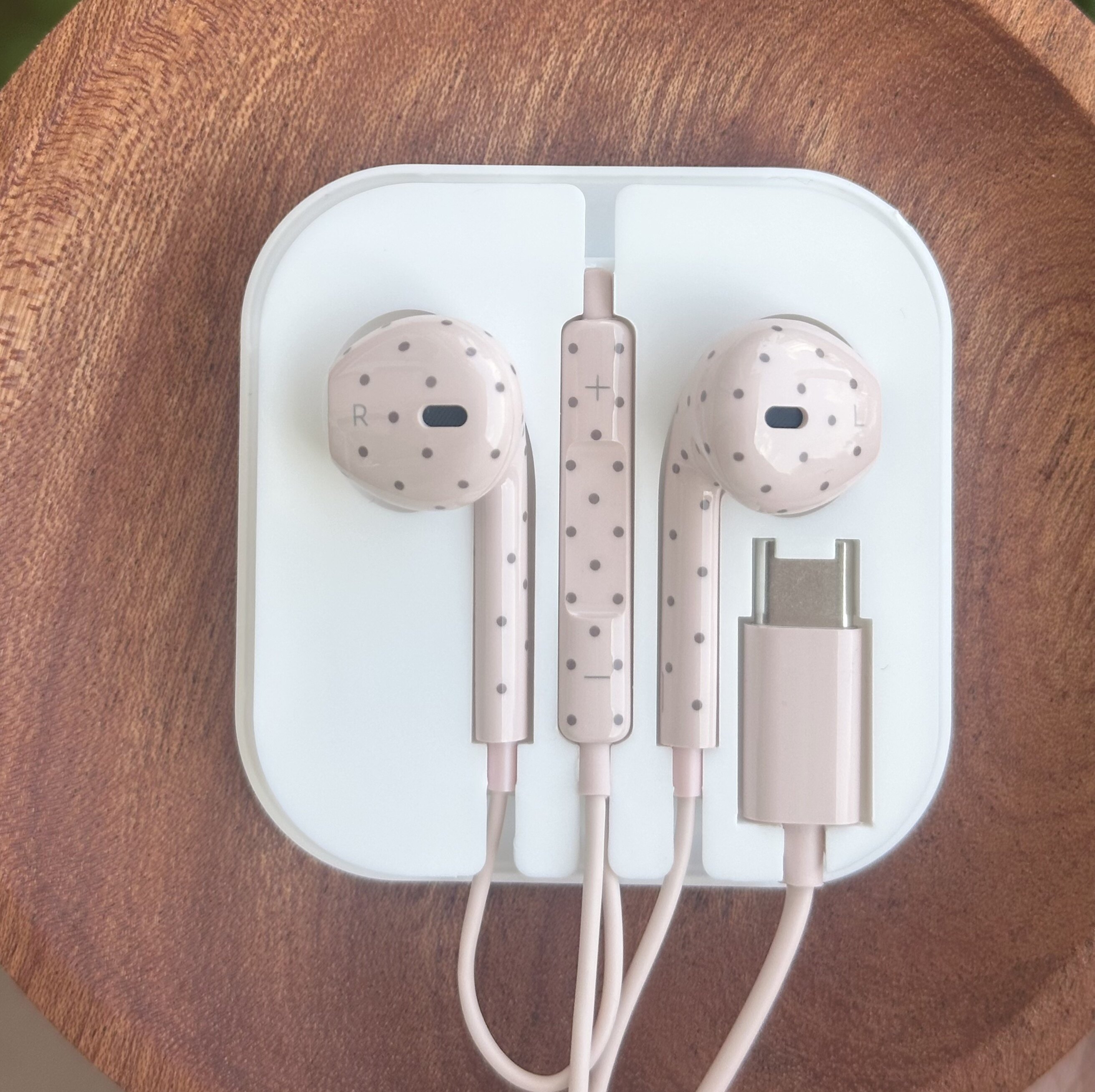 新品现货彩线波点数字音频耳机type c苹果安卓通用C接口波点耳机