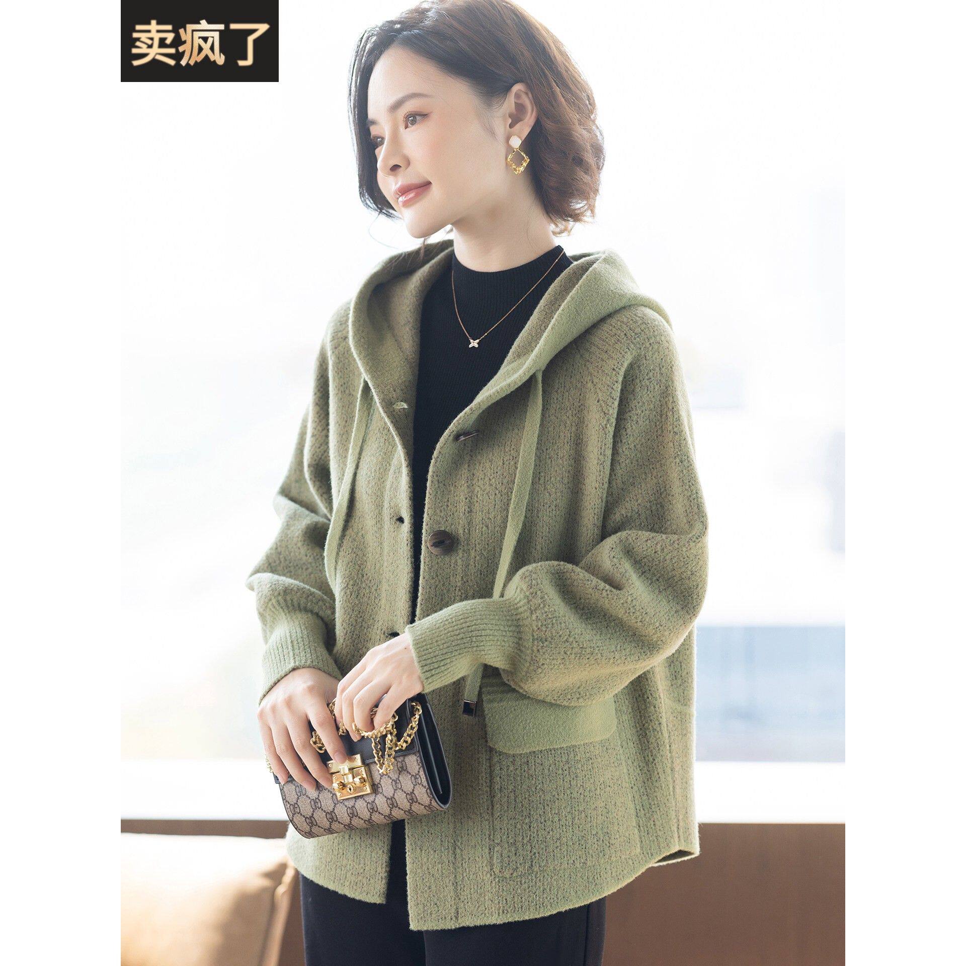 外套女中年妈妈显年轻小个子洋气休闲夹克中老年秋冬天上衣服秋装