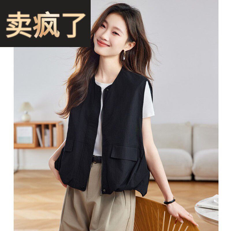 黑色工装马甲女款2026新款春秋季简约时尚短款小个子夹克背心上衣