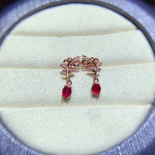 天然红宝石耳坠925银镀金4*5MM简约轻奢红宝石耳环