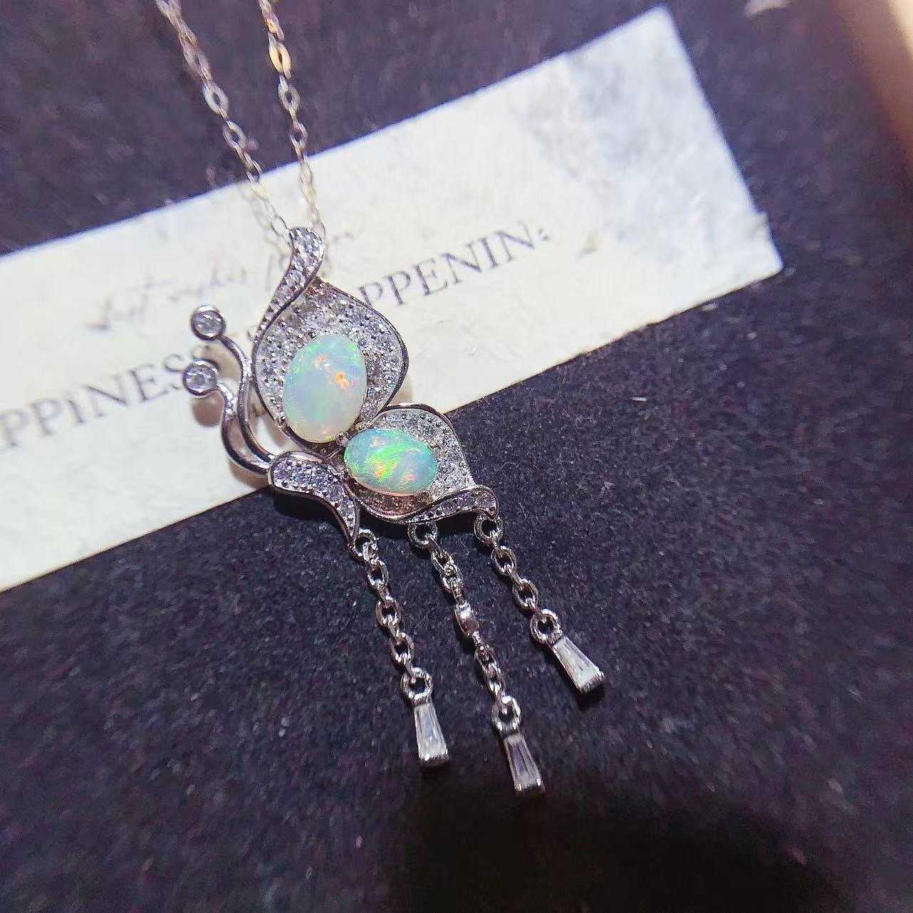 新款天然欧泊蝴蝶吊坠925银镀金镶嵌吊坠主石4*6 5*7MM小众设计款