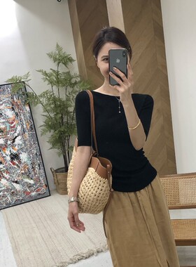 法式漏肩一字领天丝针织衫短袖女春季薄款黑色修身显瘦五分袖上衣