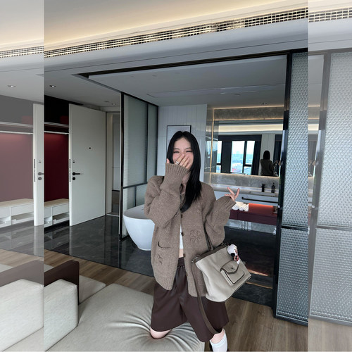 韩系软糯毛衣外套咖色皮裤套装女