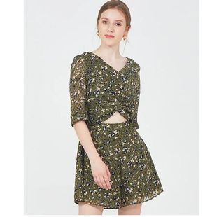 依恋品牌折扣 经典碎花纯欲性感裙裤RCOW83709S49