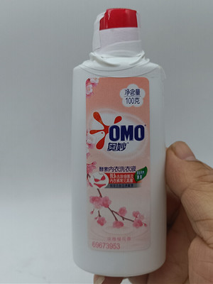 奥妙100克酵素内衣洗衣液