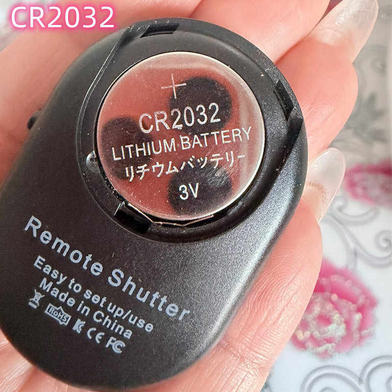CR20323V纽扣电池蓝牙自拍器