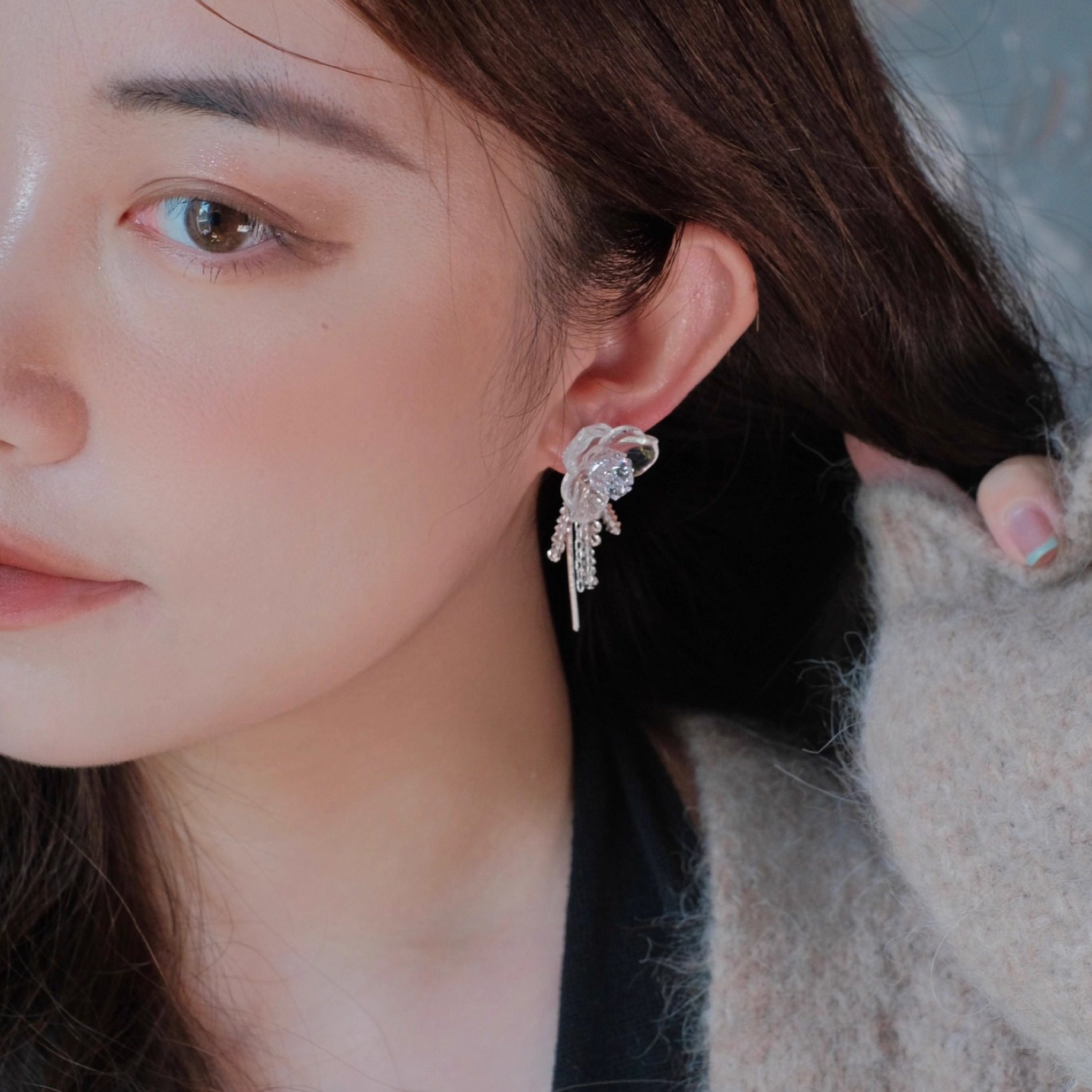 《冰涧生花》超仙清冷透明花朵水晶流苏小众设计感耳环耳饰耳夹女